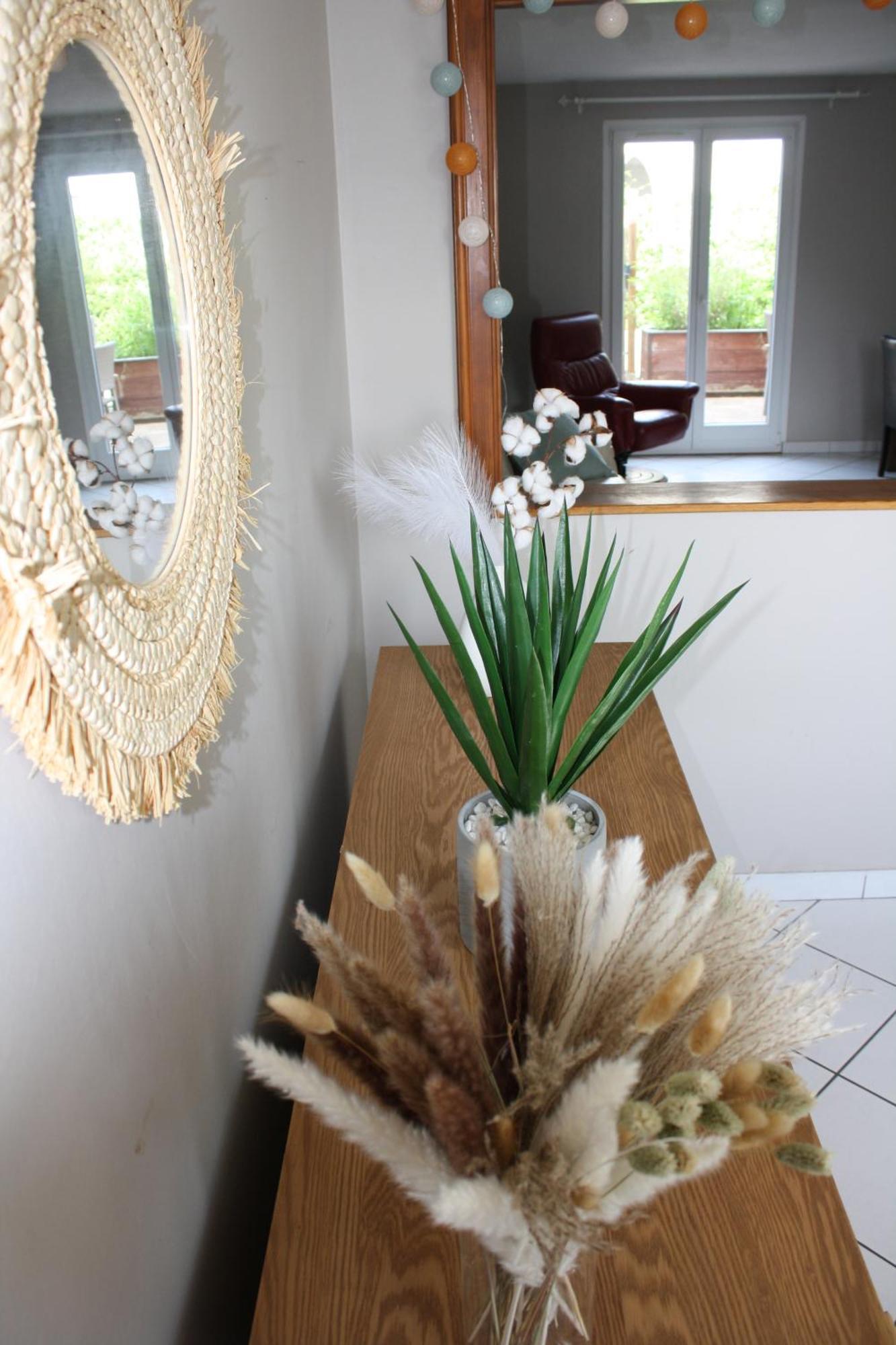 Bretzel Et Cigogne Villa ออสไตม์ ภายนอก รูปภาพ